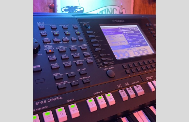 Used Yamaha PSR-S750 Keyboard (SN:ECUM01357) - Image 5